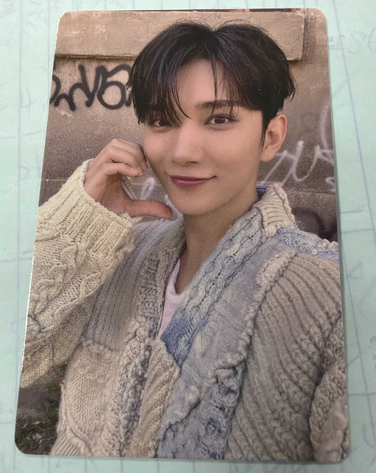 知秀 MINI11 yzy 澳門線下 簽售卡 需綁