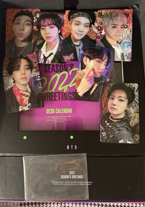 （整圖出）BTS 2022 2021 年曆套組 T-shirt 短T