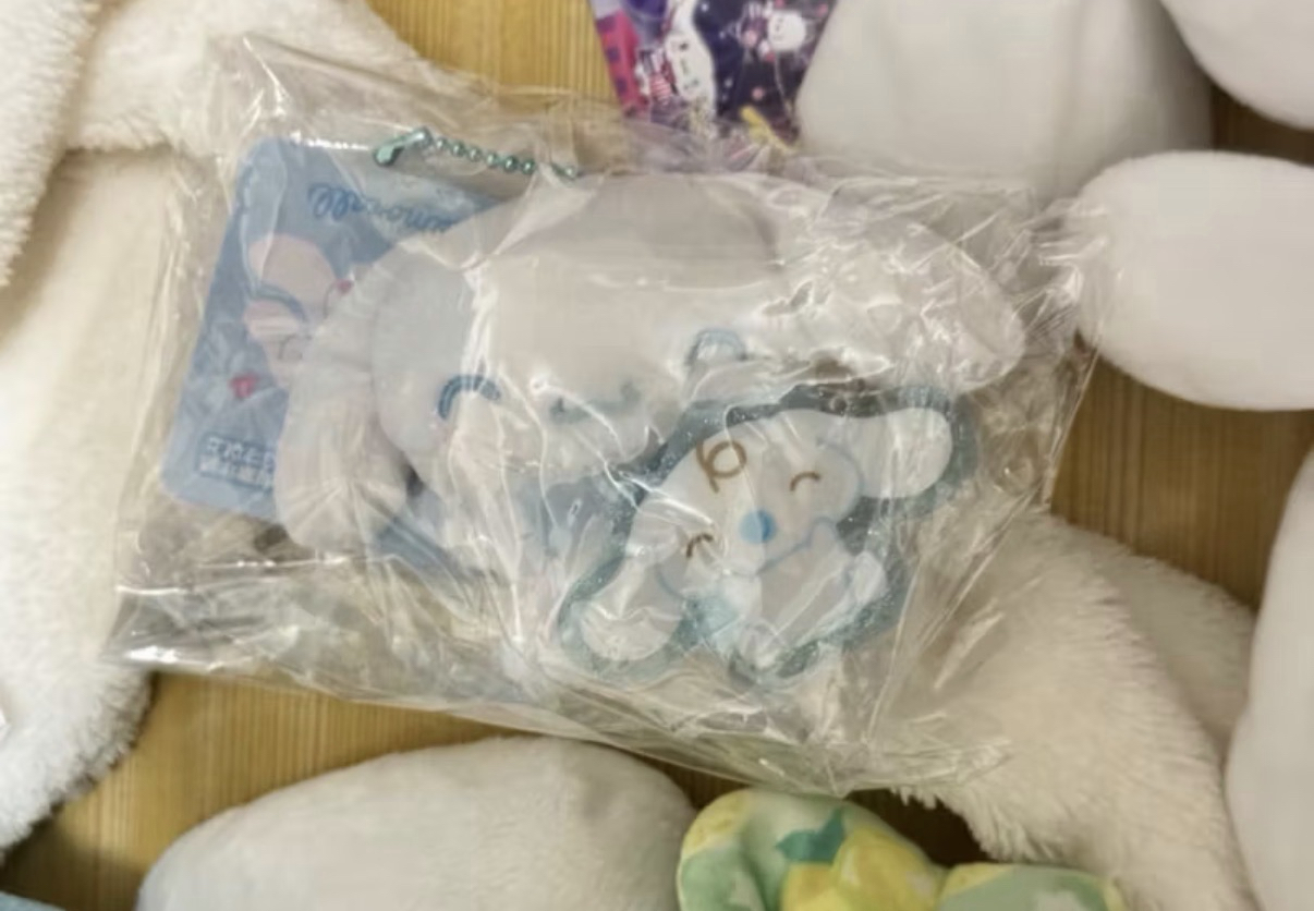 （整圖出）三麗鷗 微笑系列 微笑 大耳狗 手偶 吊飾 玩偶 帽子 企鵝 娃娃 馬戲團 喜拿 玉桂狗 知秀同款