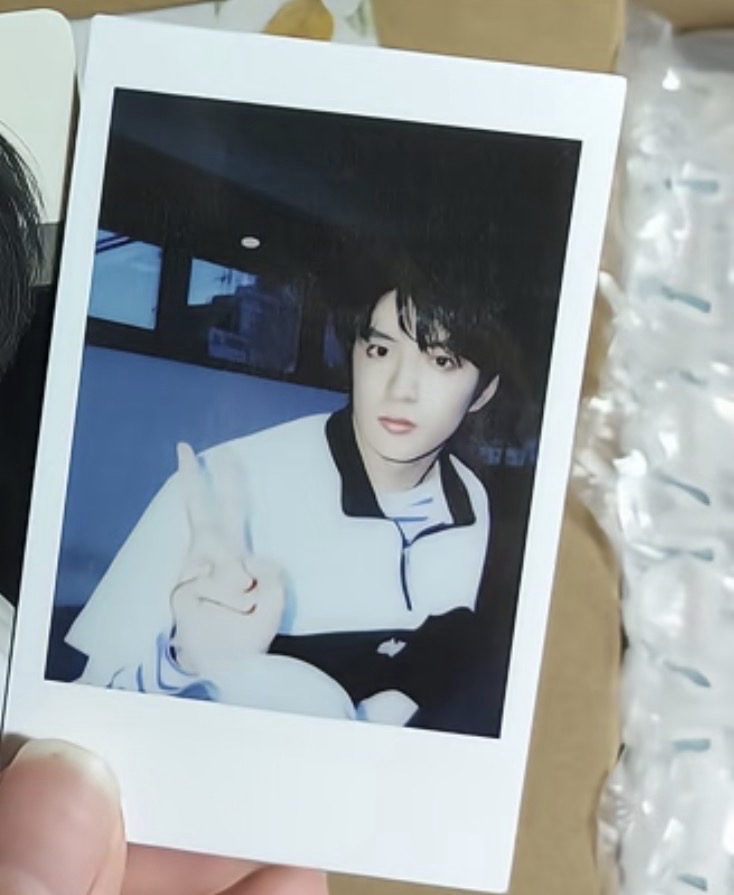 劉耀文春日小卡