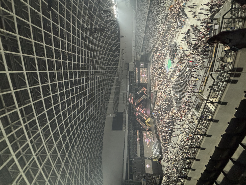 看完簡介再下單 個人哀居同步販售