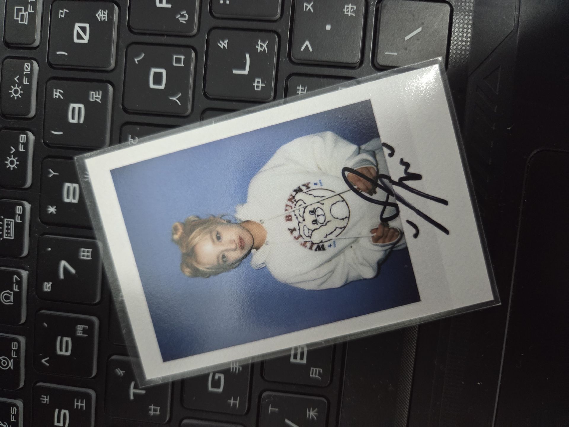  idle tou 拍立得琦