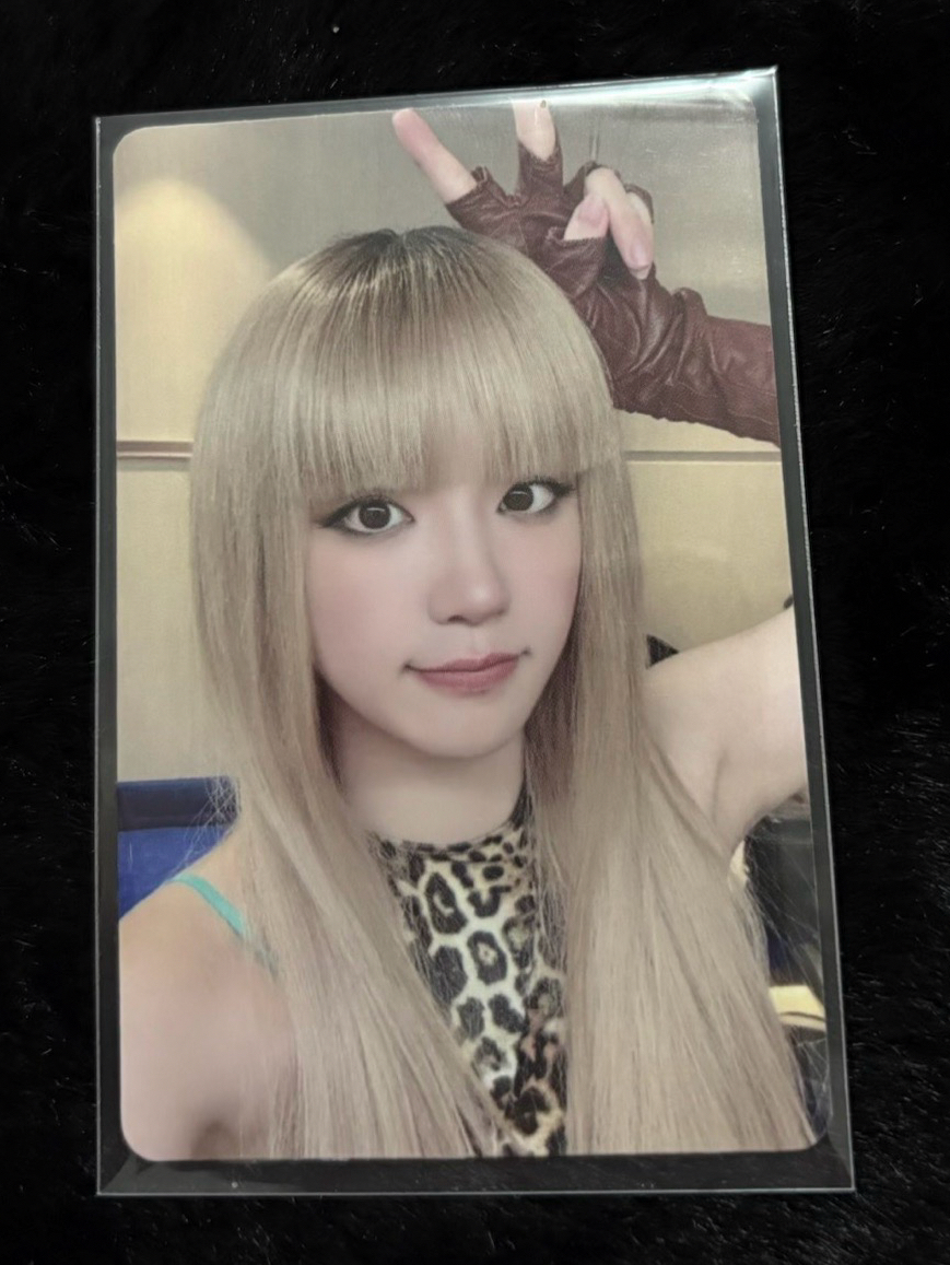 Yuqi lf minini 隨機卡 