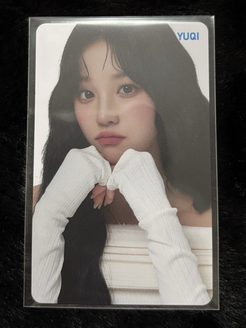 Yuqi will發酵乳代言 代言卡 