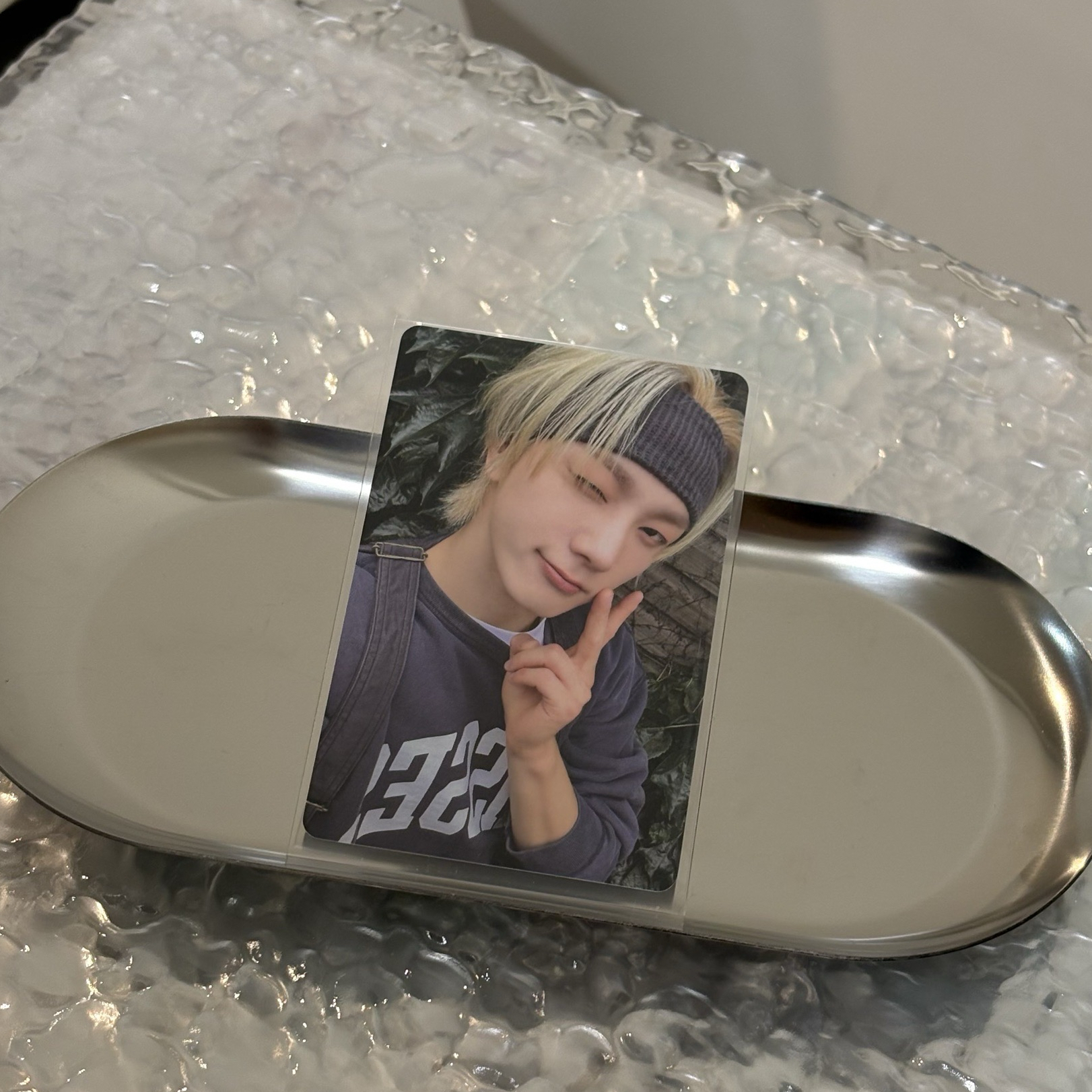 髮帶看起來很帥