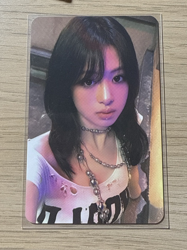 Ahyeon WE GO UP 隨機卡包 滿額卡