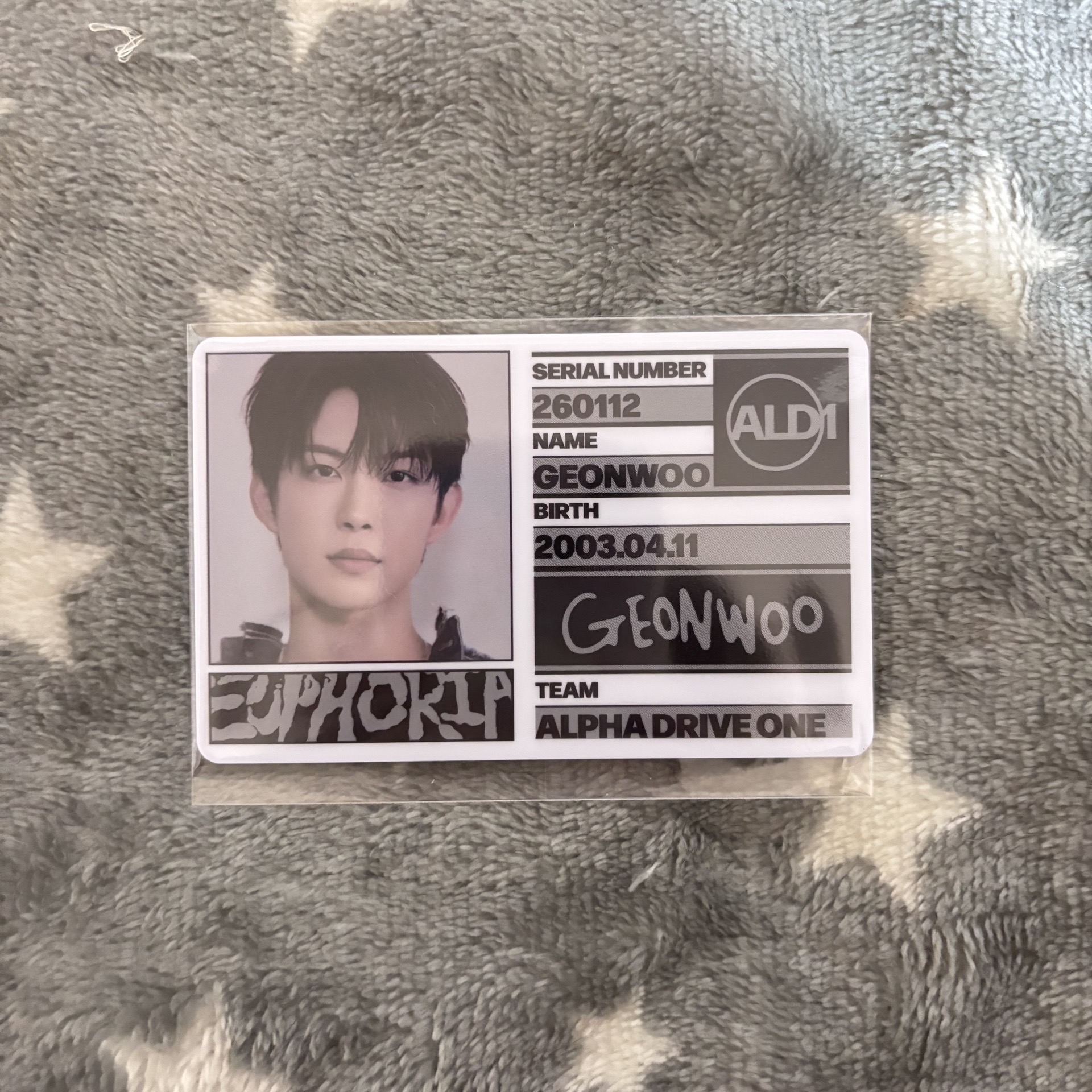 迷一★GEONWOO Freak Alarm ver.Staff Pass 專輯卡 