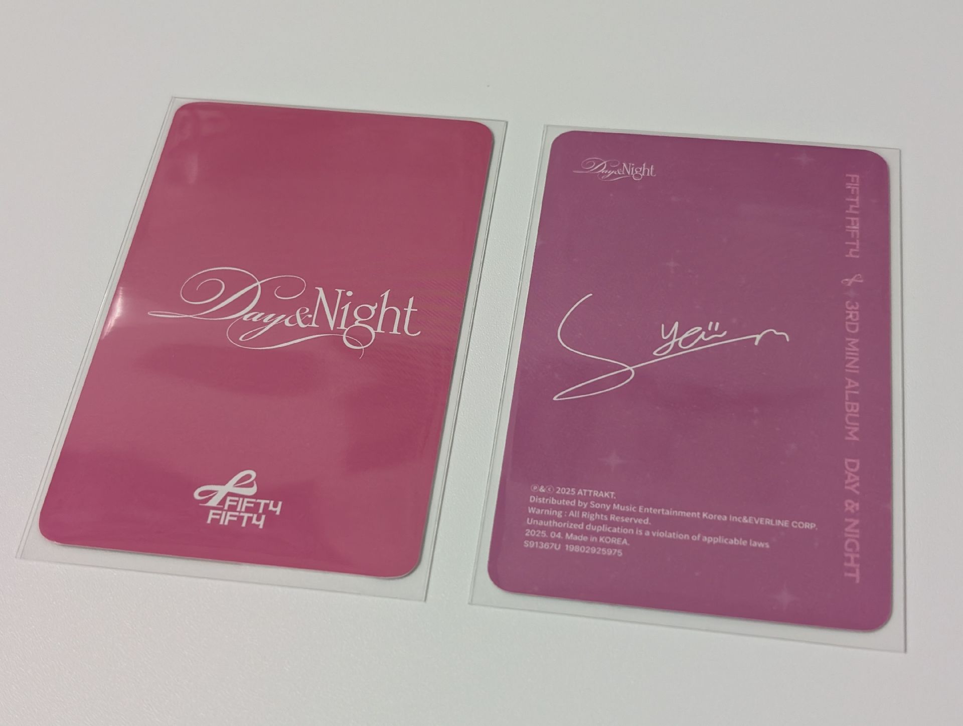 Yewon <Day&Night> K4預售特典+電子專卡