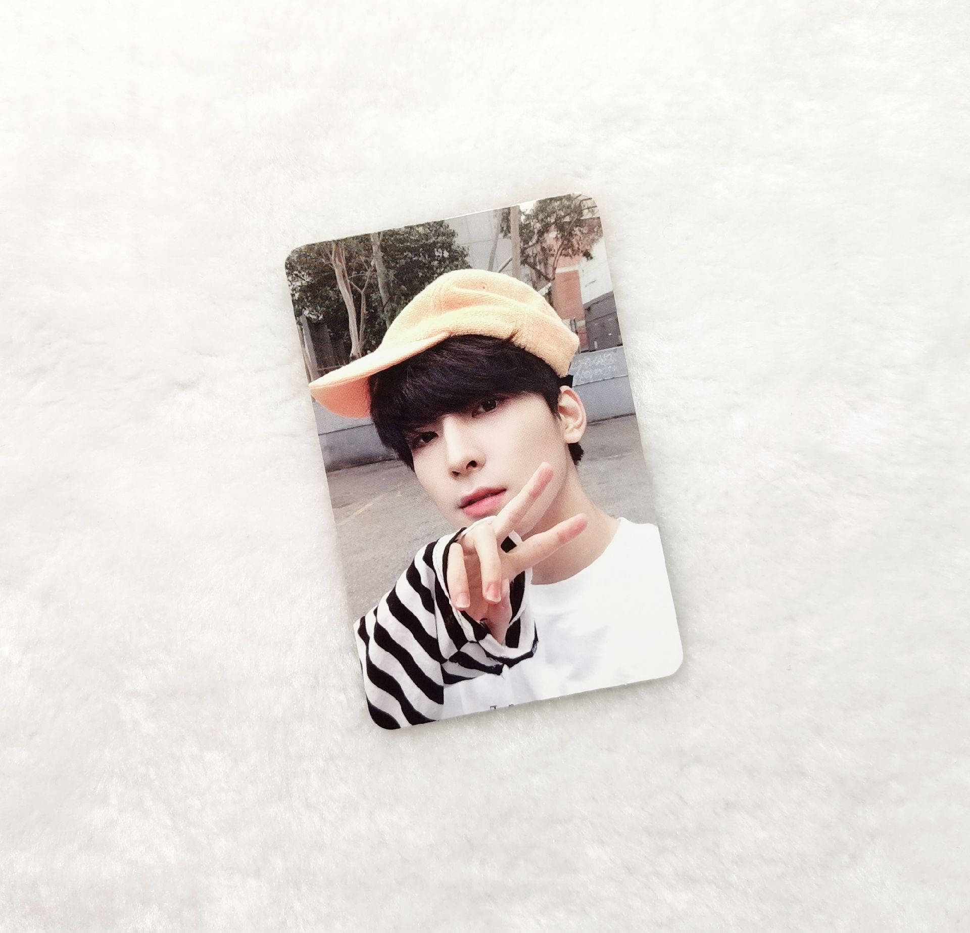 SEVENTEEN 迷七 圓佑專卡 黃帽圓