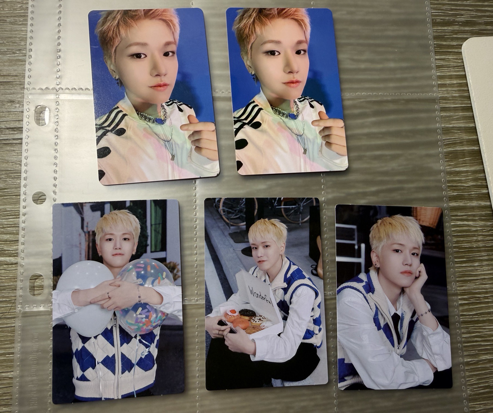 riwoo 隨機卡包卡