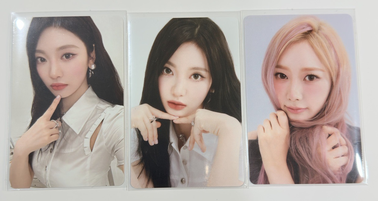 aespa 2025 年曆小卡