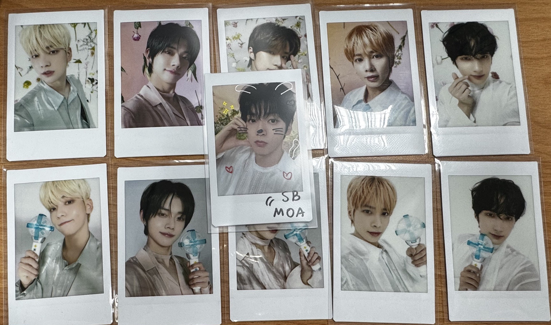 TXT 秀彬 日巡拍立得 塗鴉版