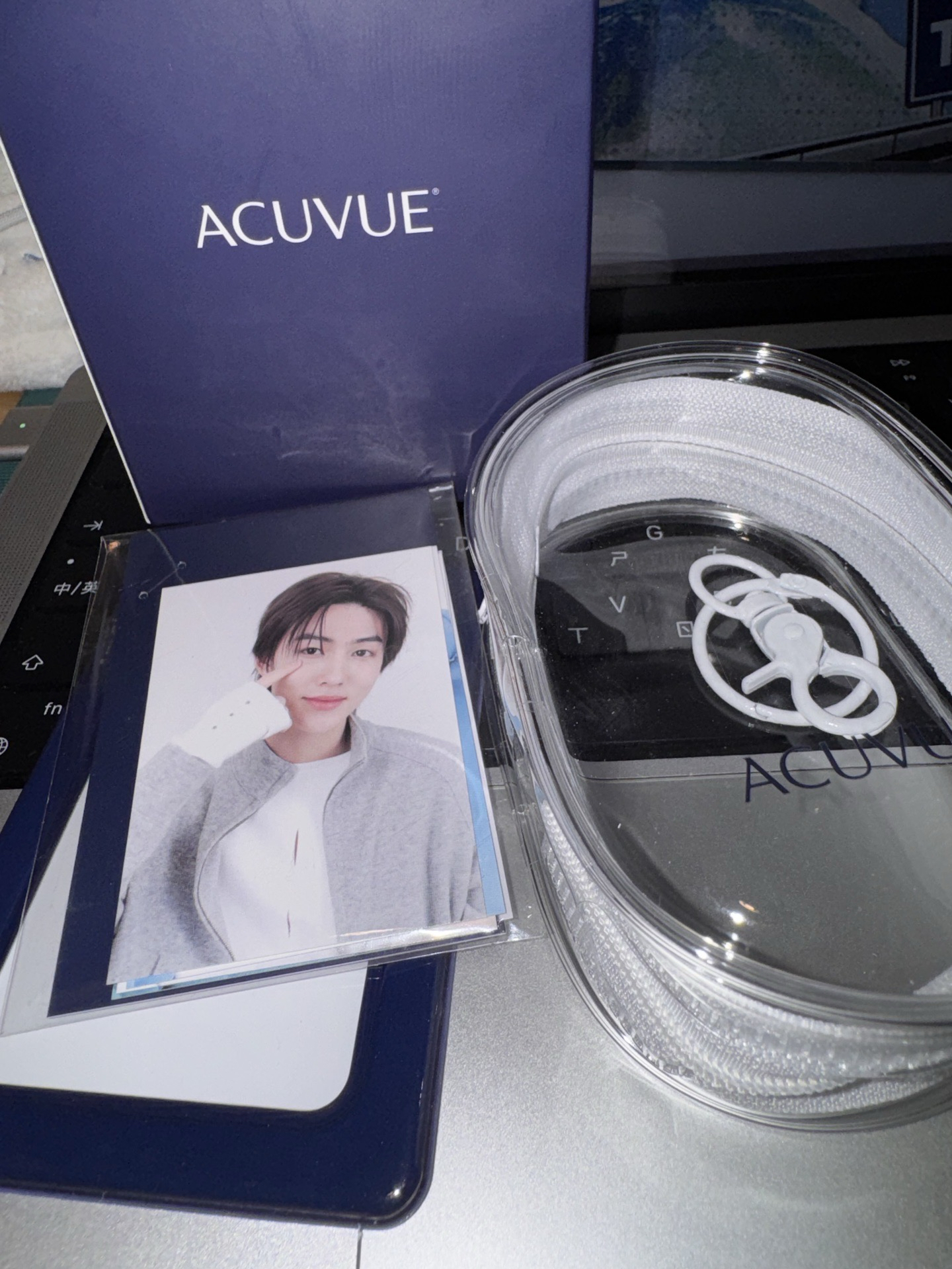 cortis隱眼代言組