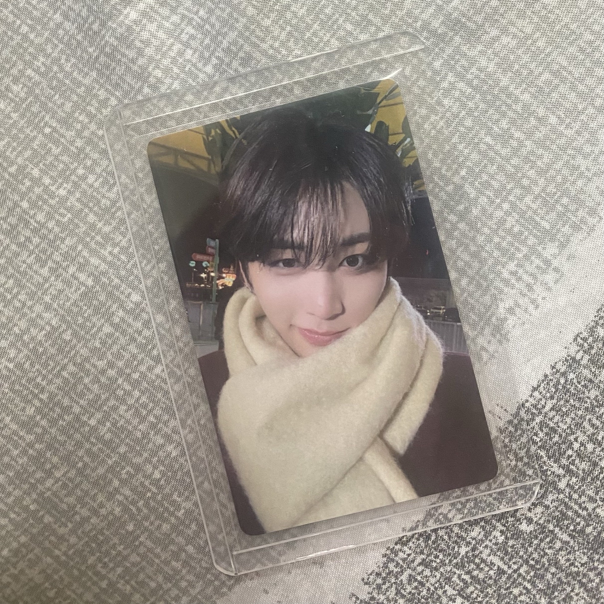 漢東旼yzy2.0圍巾