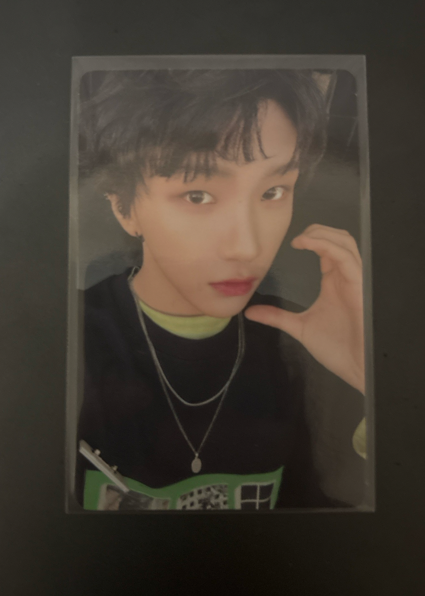 眉上瀏海帥哥臉頰愛心