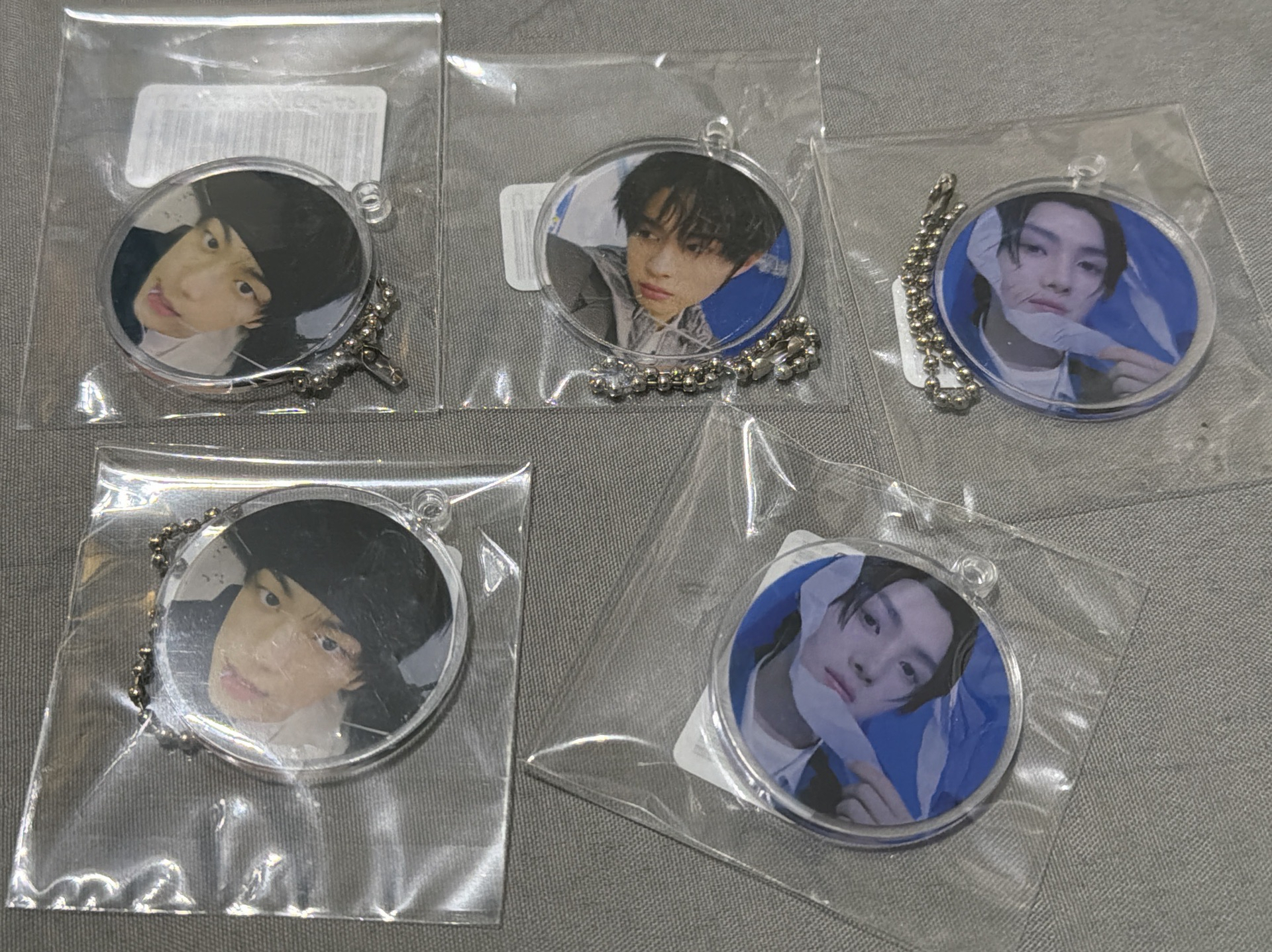 TWS單曲專預售特典吊飾