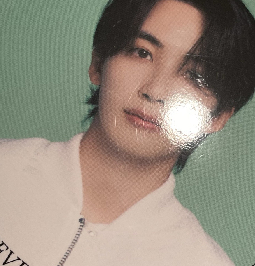 follow again 場 淨漢徽章