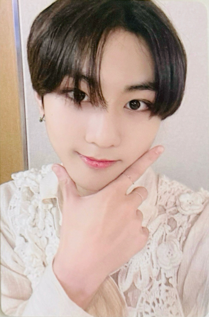 jungwon 迷四 yzy5.0青島簽售 中文卡背