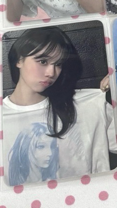 媽咪快看我的新衣服 ！