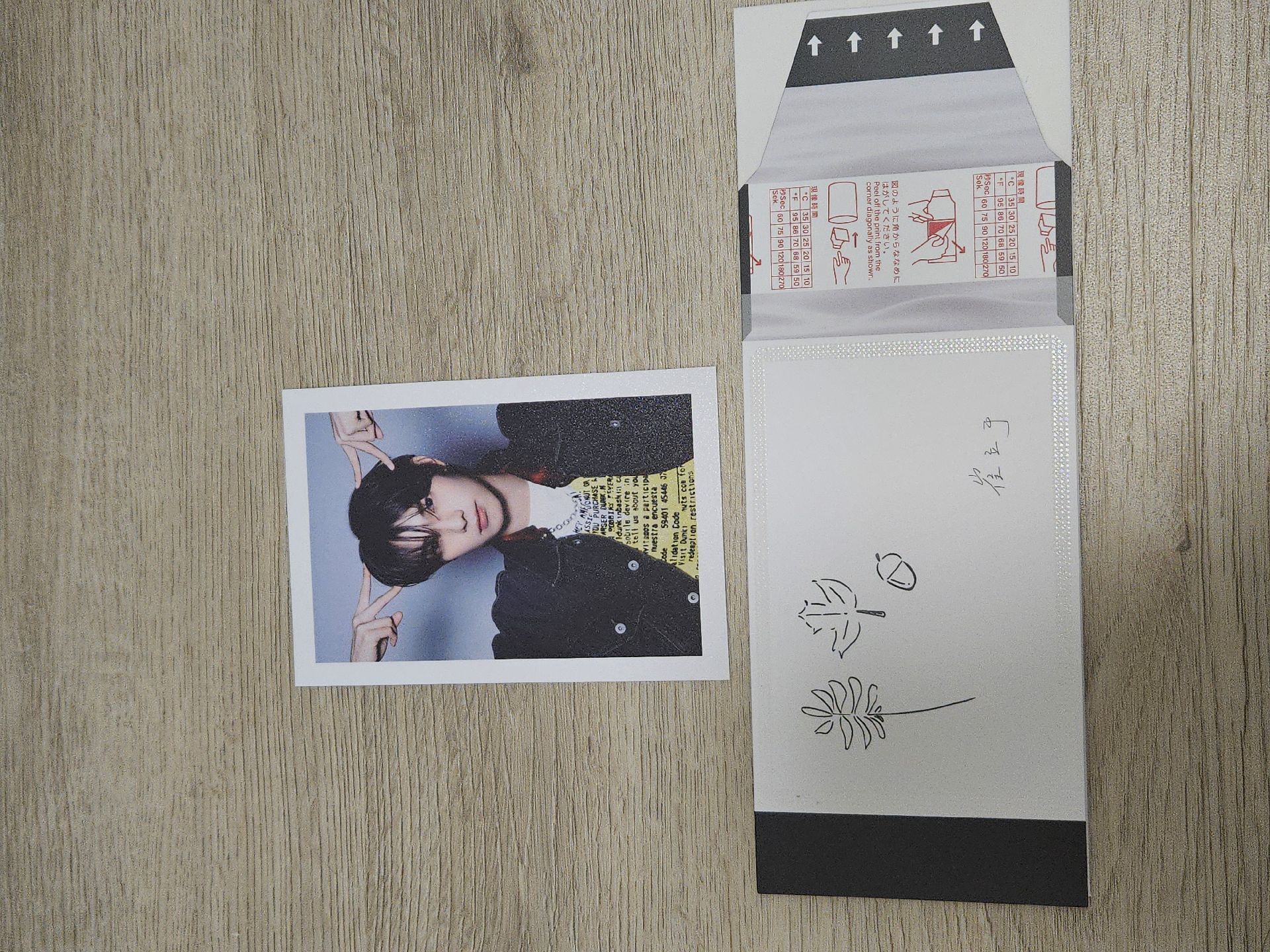 現貨崔立于A版拍立得