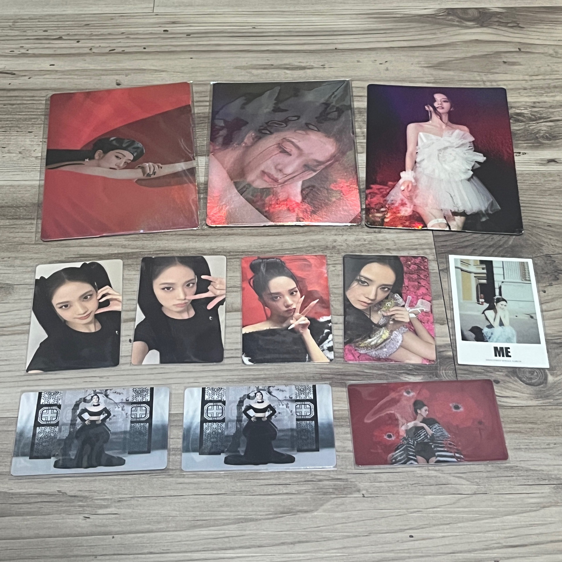 Jisoo solo 小卡 特典 加兩張海報