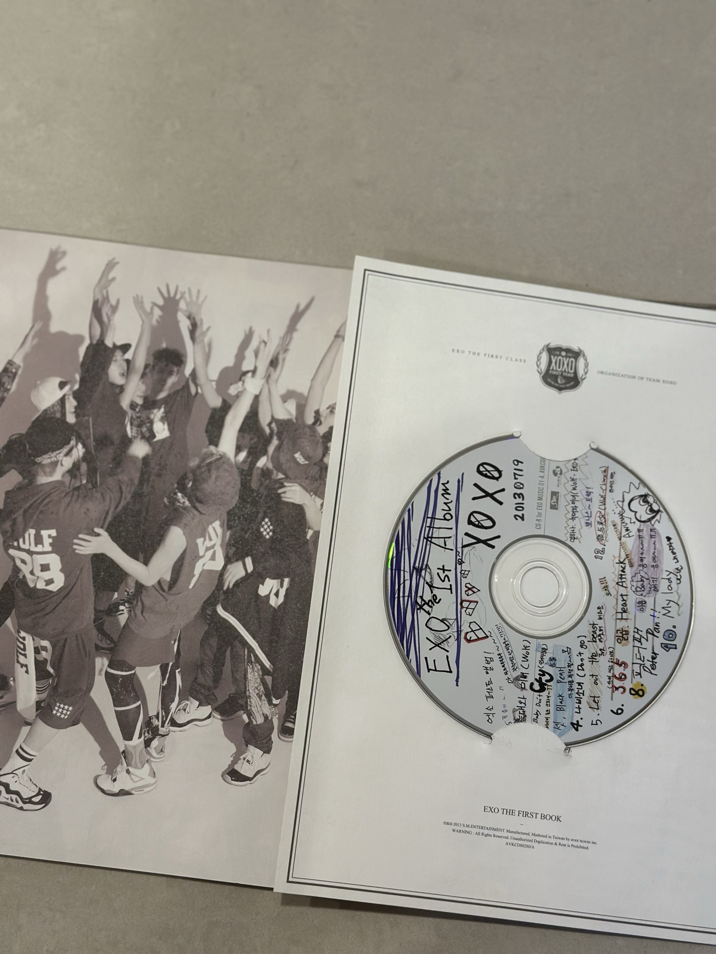 EXO XOXO親親抱抱 韓文版