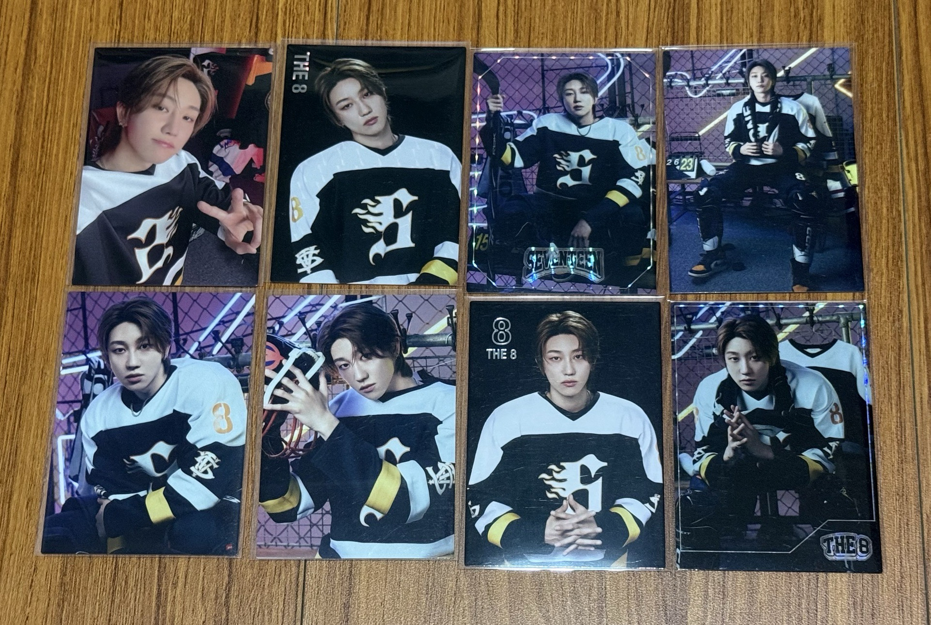  小8𝐓𝐇𝐄 𝟖 2025Home卡包卡一套