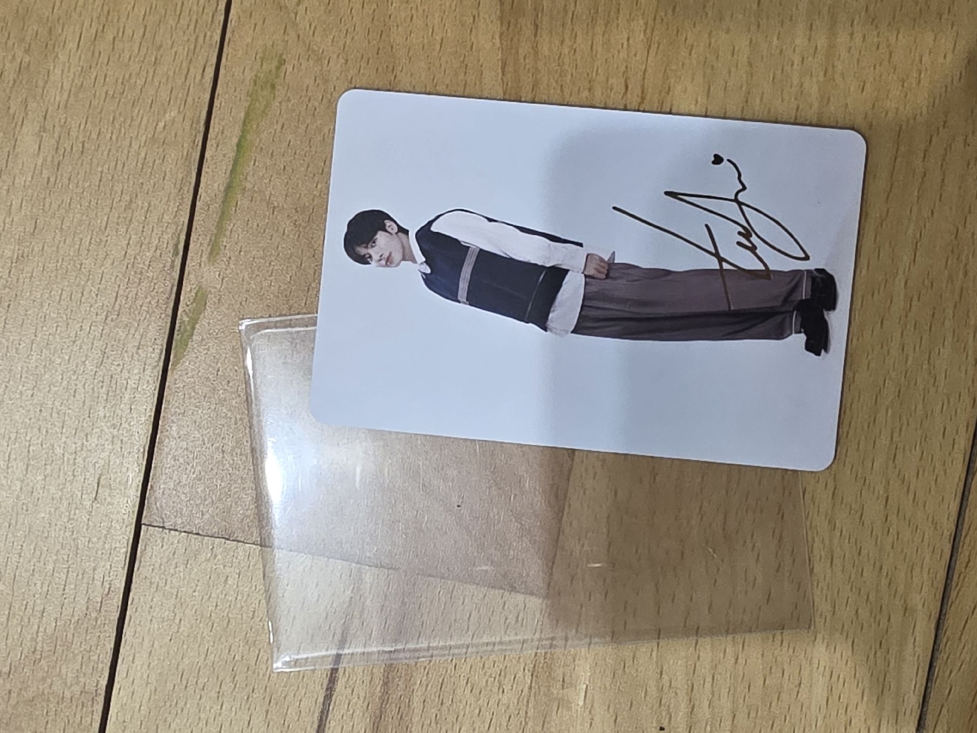 💚24’巡迴 日巡 隨機卡 （顯）