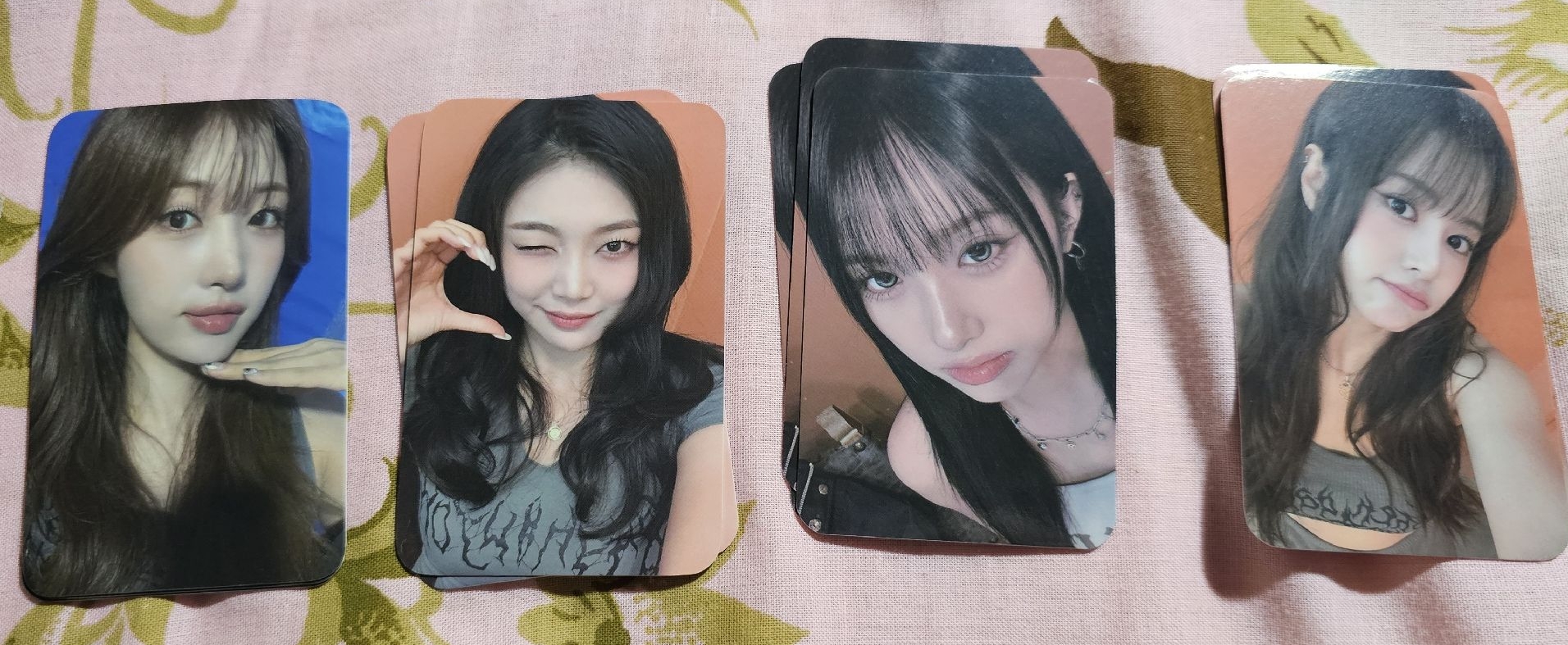 Everglow 2025/11/1台北見面會簽售合照特典卡