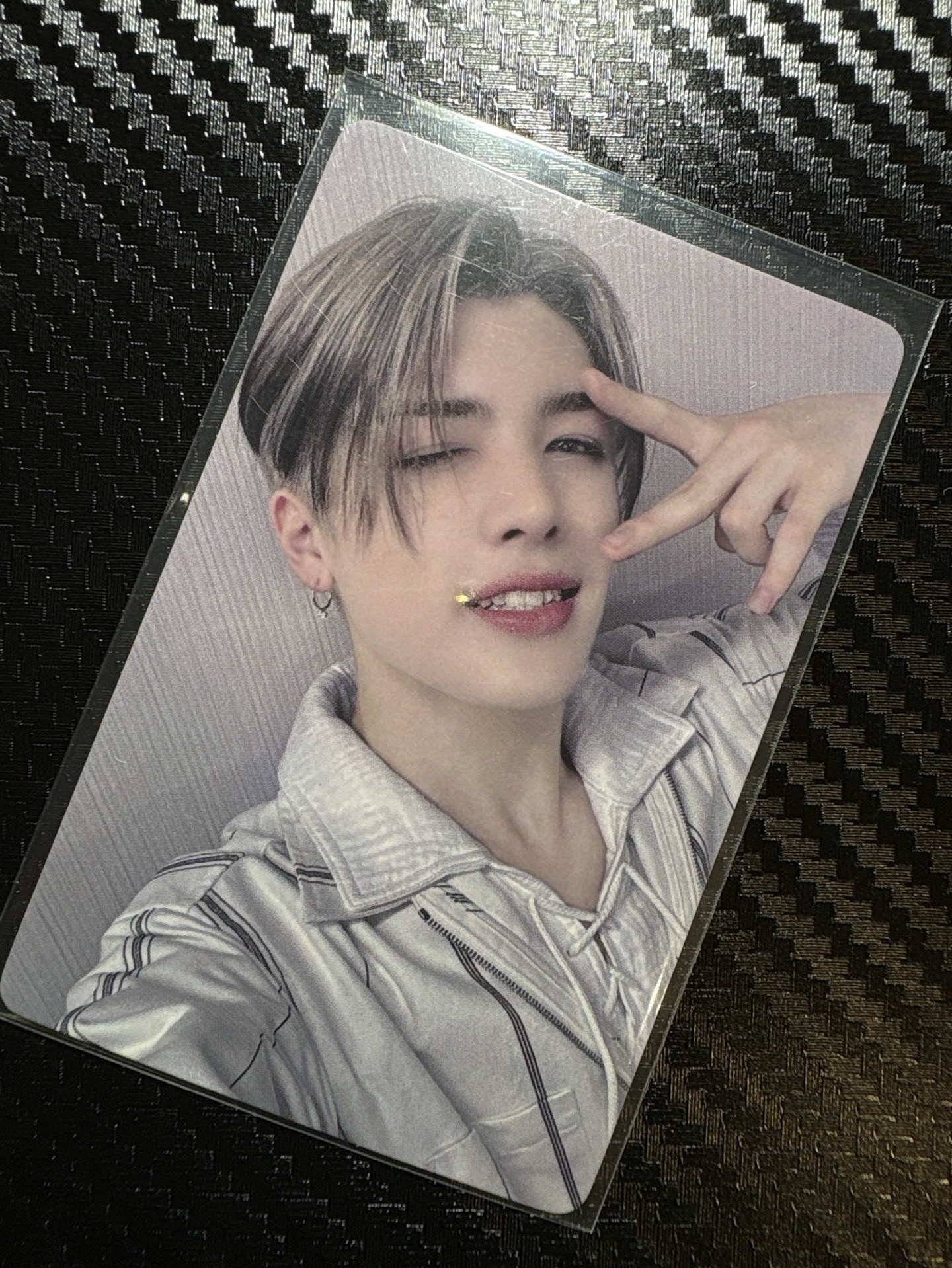 五月雨 yzy 青島線下簽售 簽售卡 中文卡背