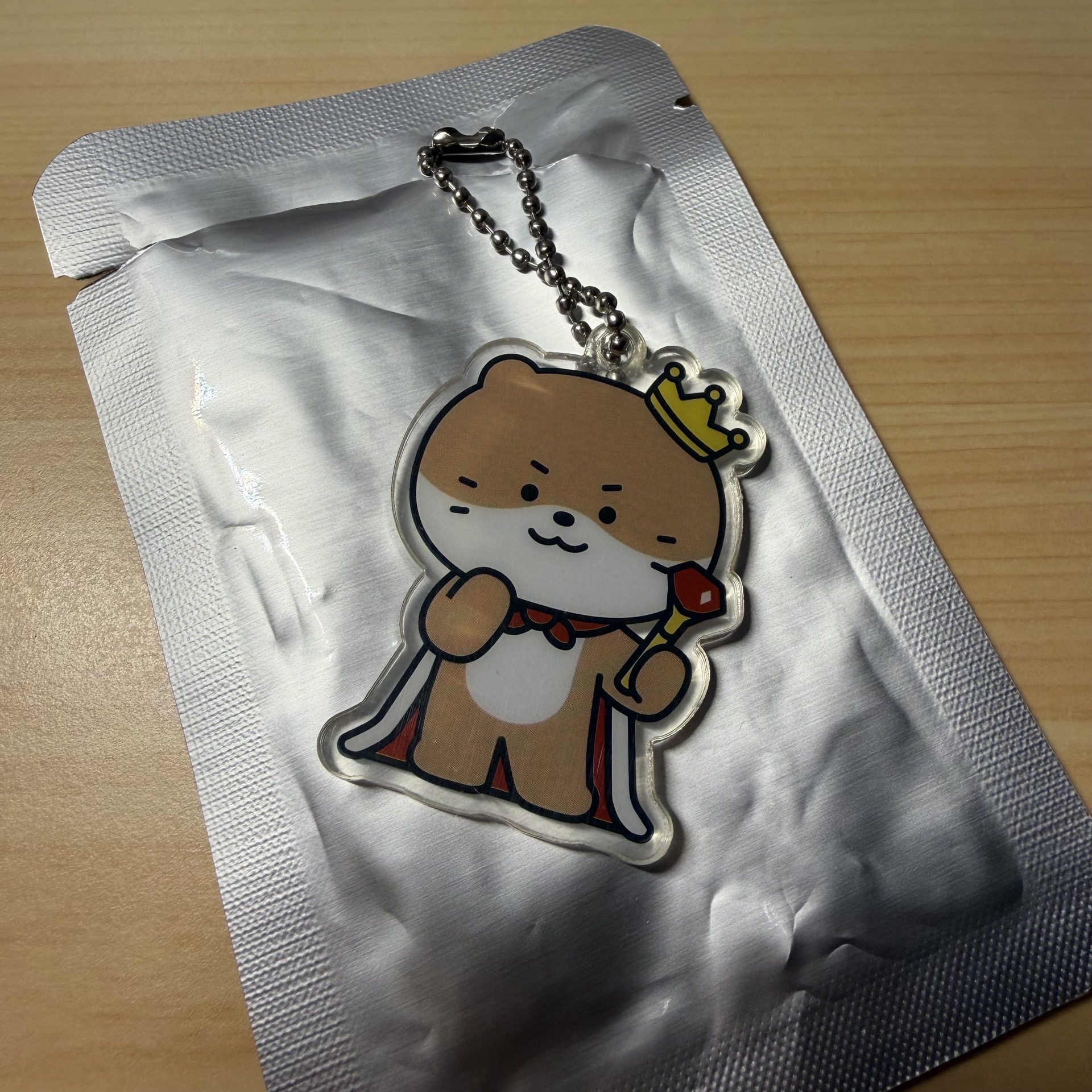 燦 水獺國王 吊飾