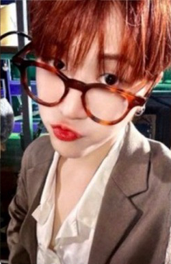 🔴眼鏡嘟嘴（1）