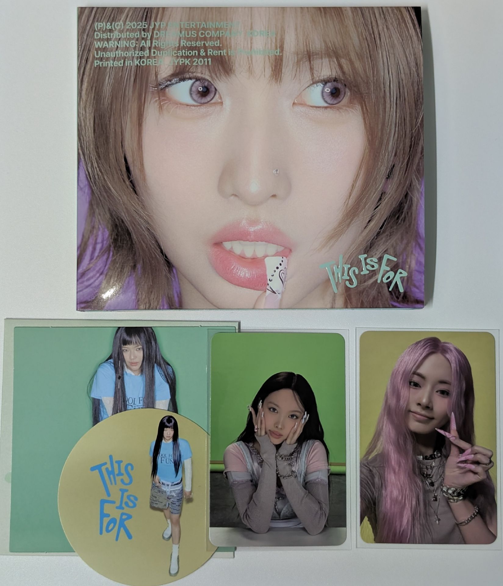 TWICE <THIS IS FOR> Momo單封已拆全專 含預售禮