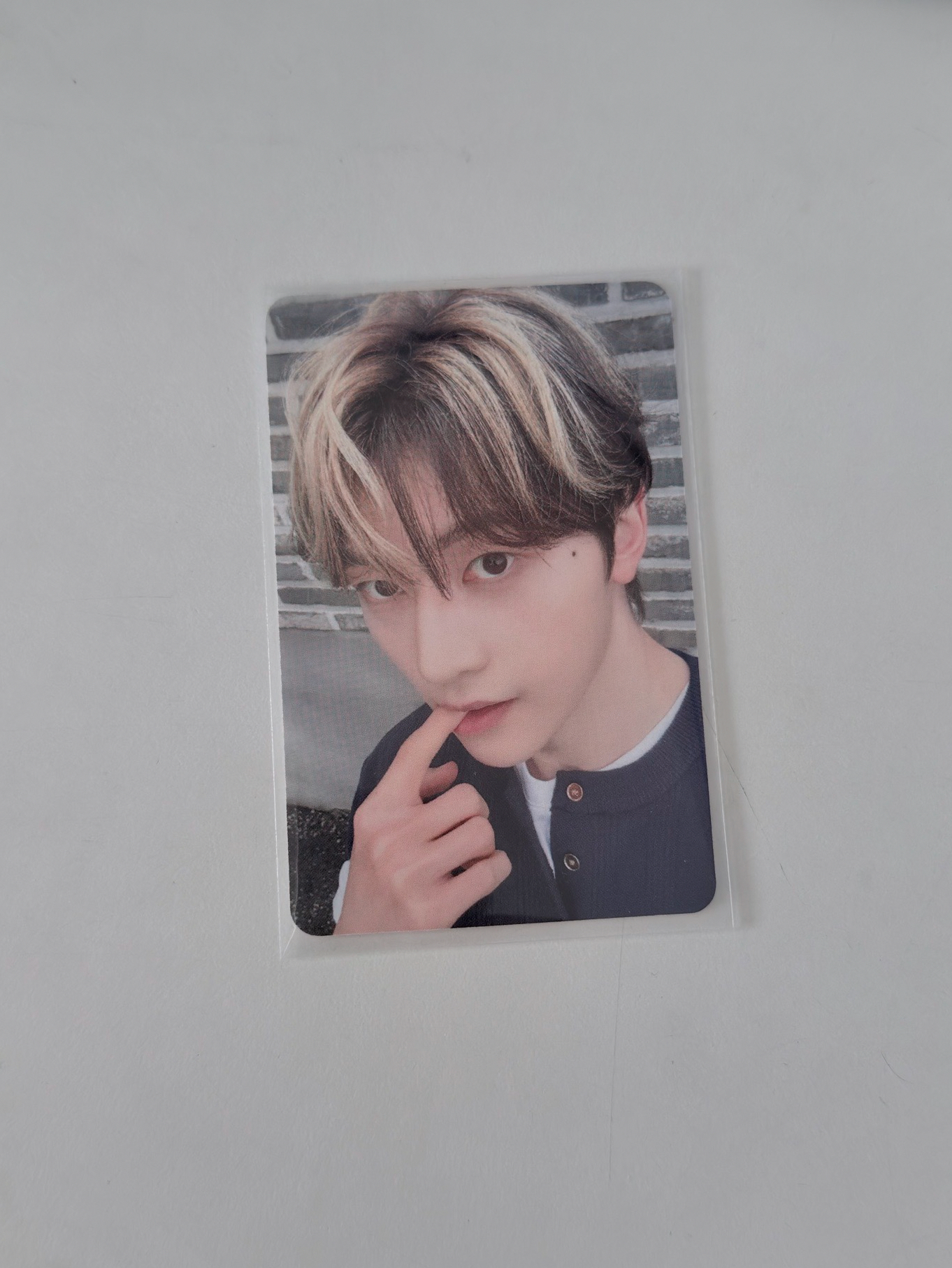 石馬修｜正規一｜星河 咬手指