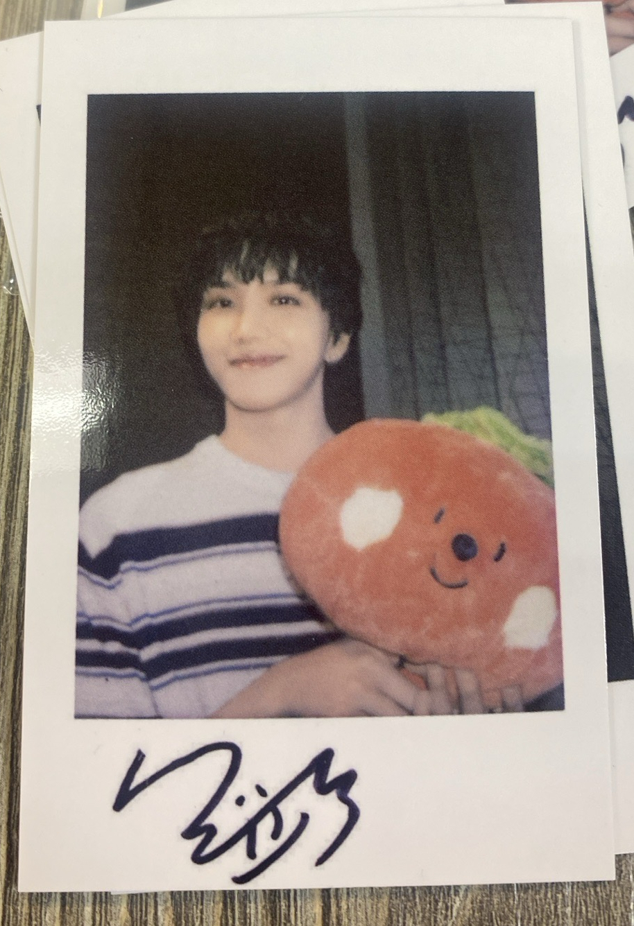 How 一直娛yzy青島線下簽售卡6