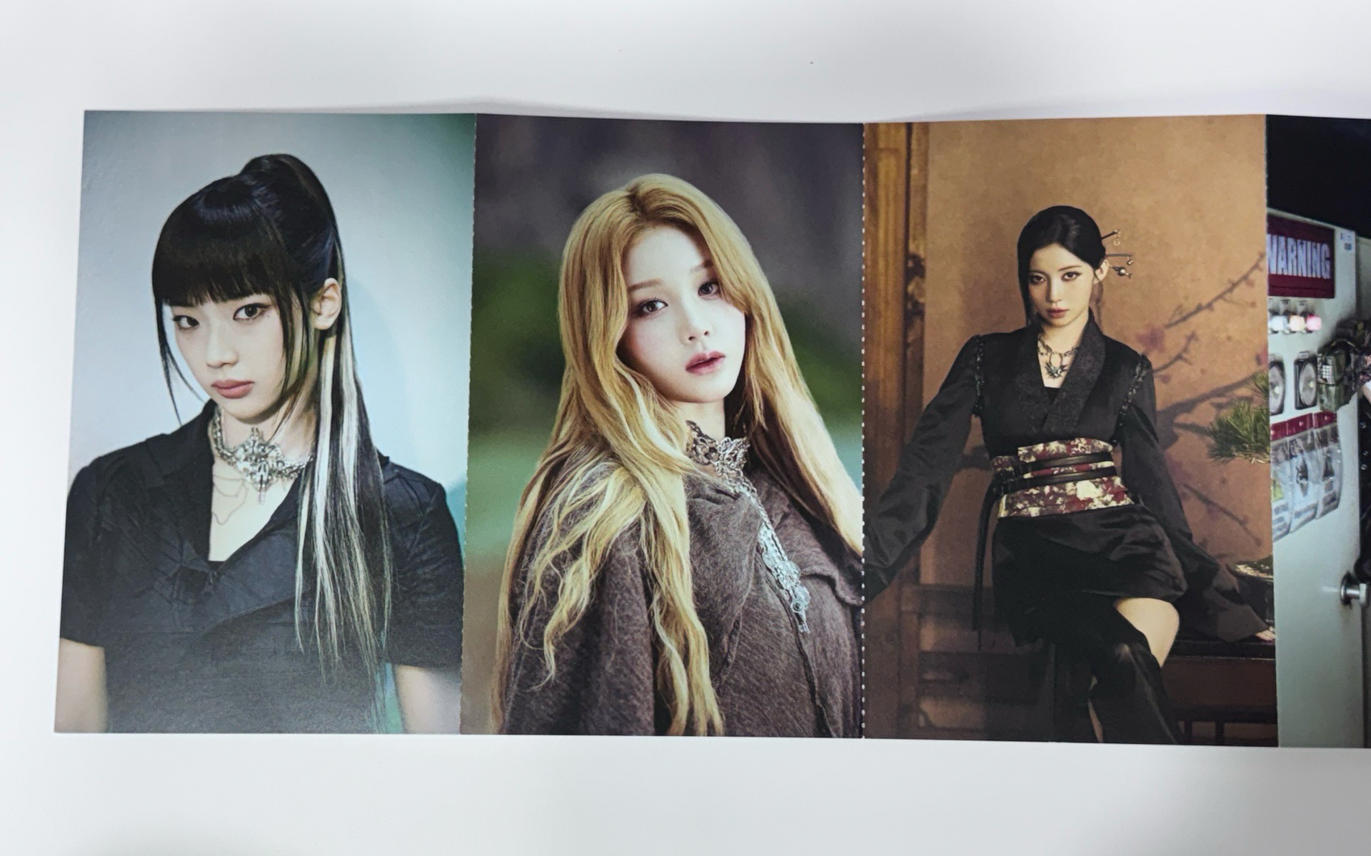 WE GO UP 明信片 ❤️現貨