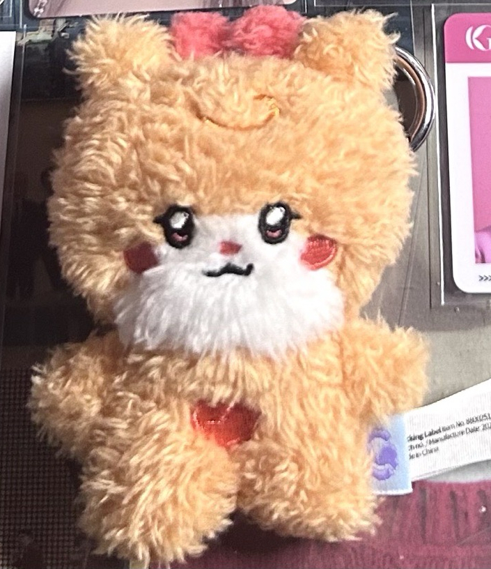 雨琦一代吊飾娃