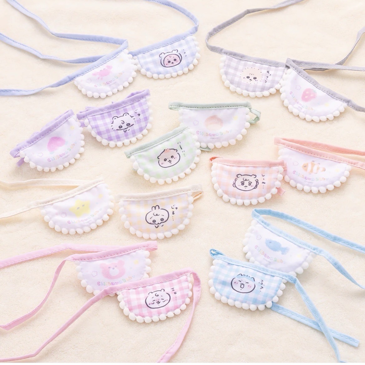 吉伊卡哇寶寶圍兜兜