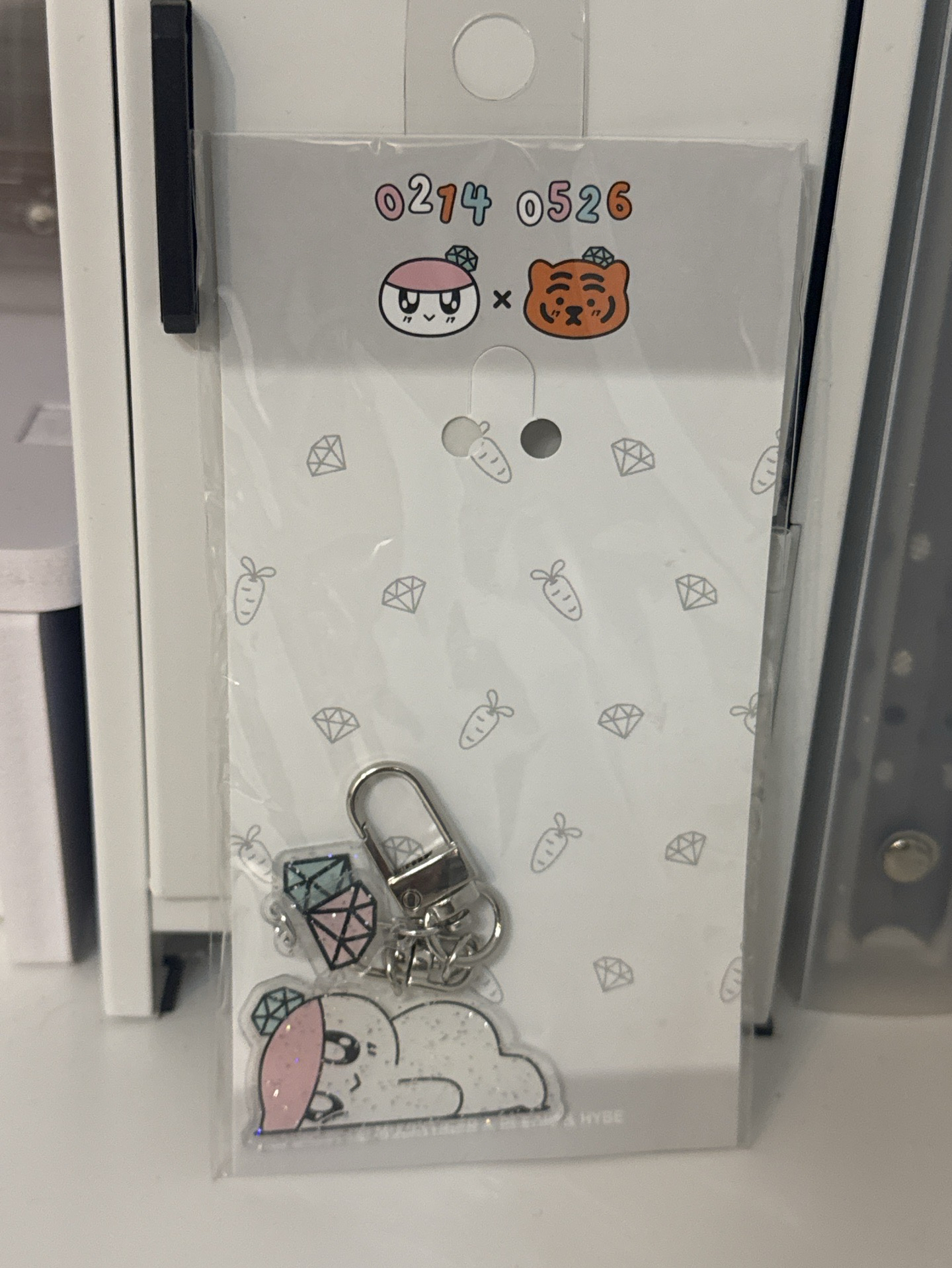 趴著的蹦蹦吊飾 未拆封