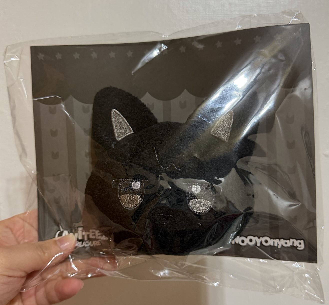 榮嗚湧貓-大頭吊飾