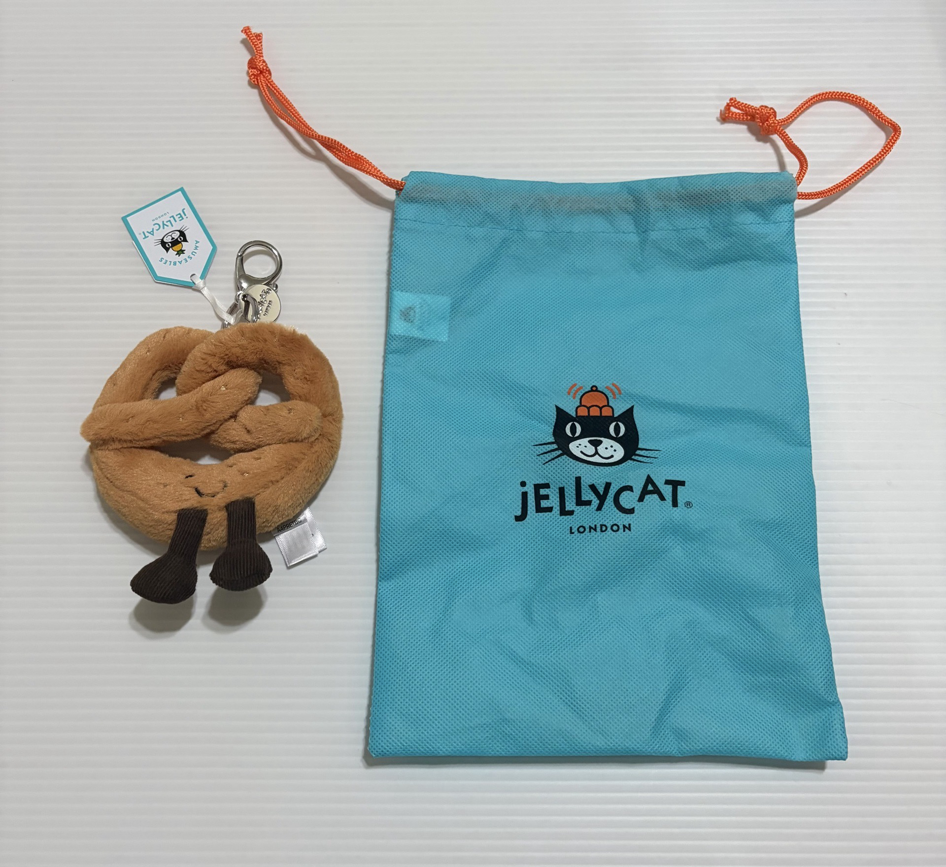 jellycat 麵包結 蝴蝶餅 娃娃 吊飾