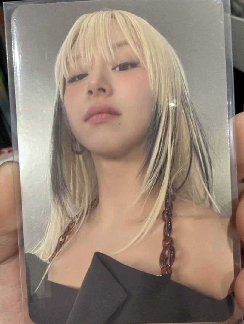 READY TO BE 專輯卡 