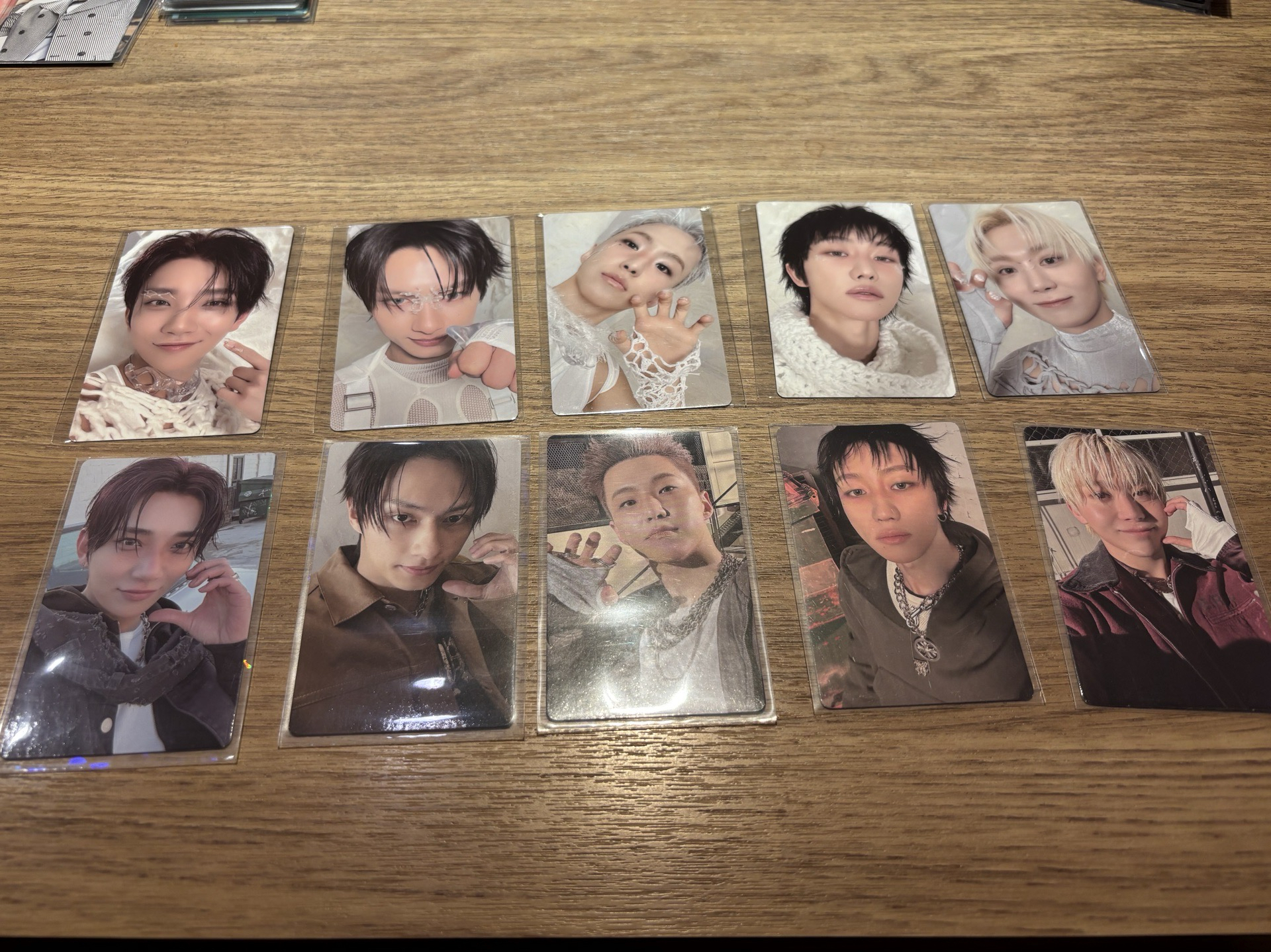 正五 weverse特典卡 秀俊榮八寬