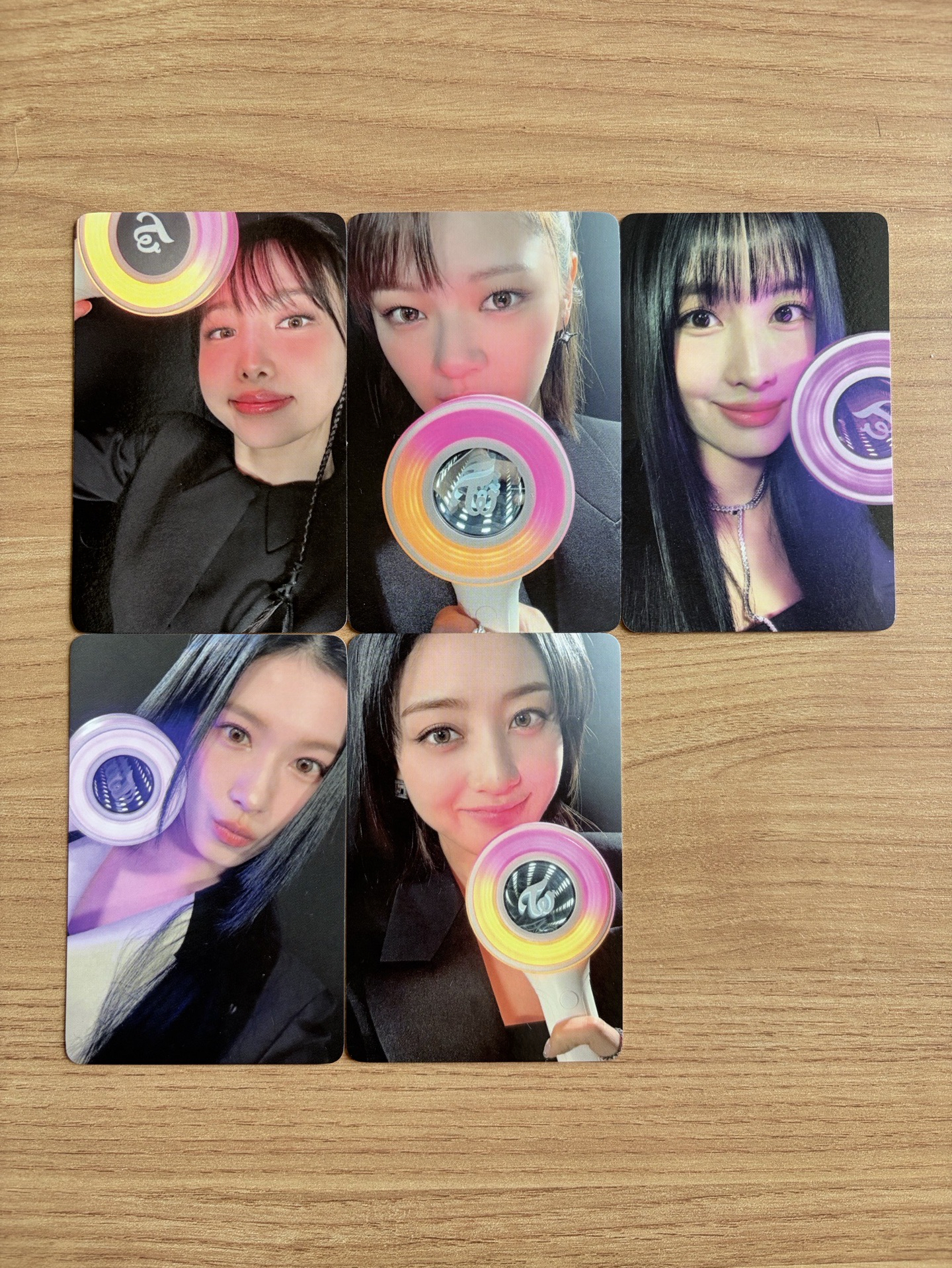TWICE 三代手燈特典卡