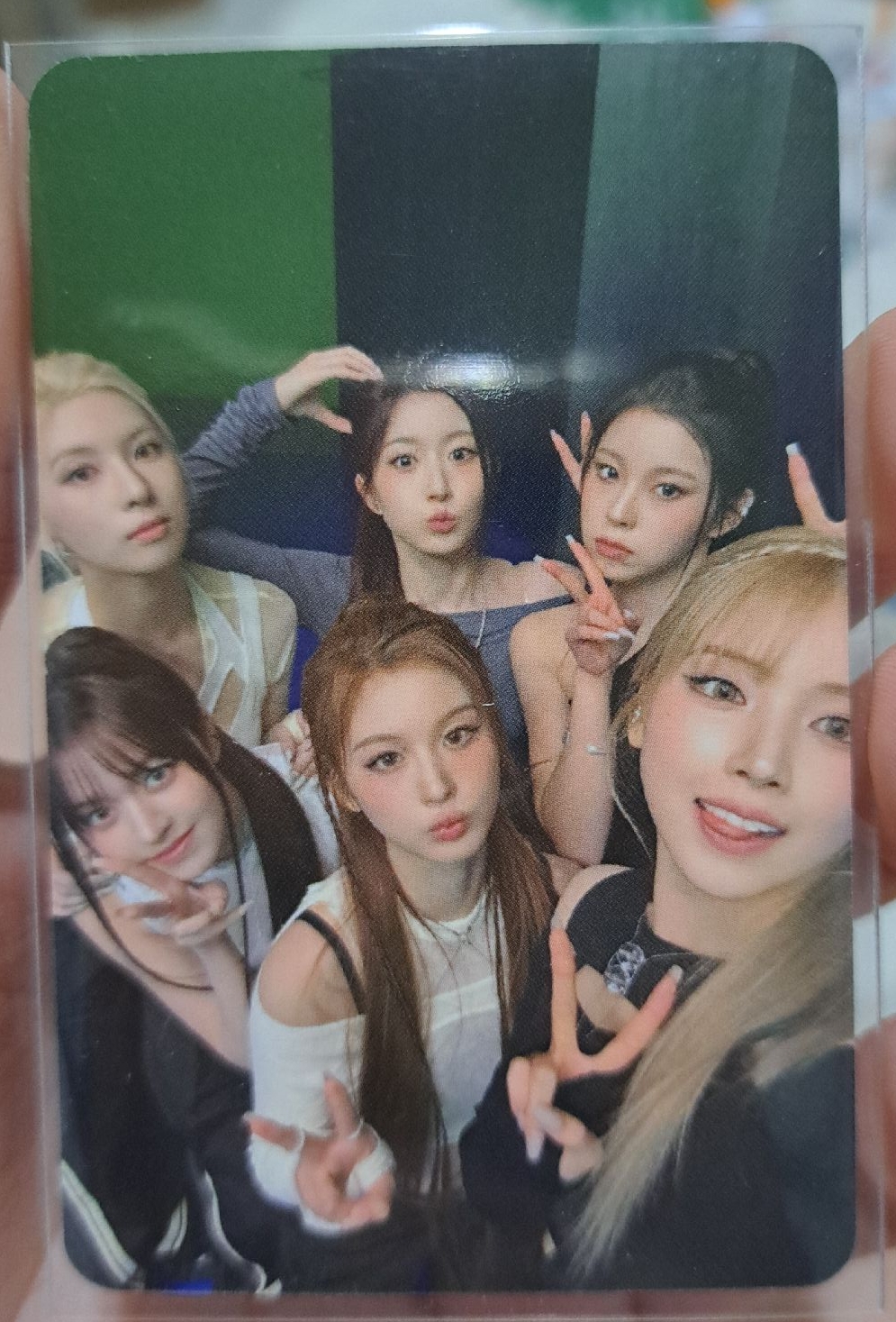 know about me MV造型團卡