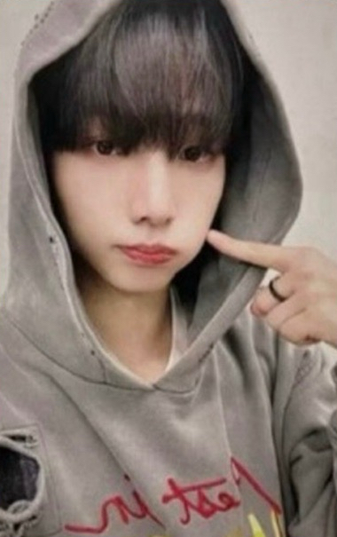 🔴帽踢戳臉（3）