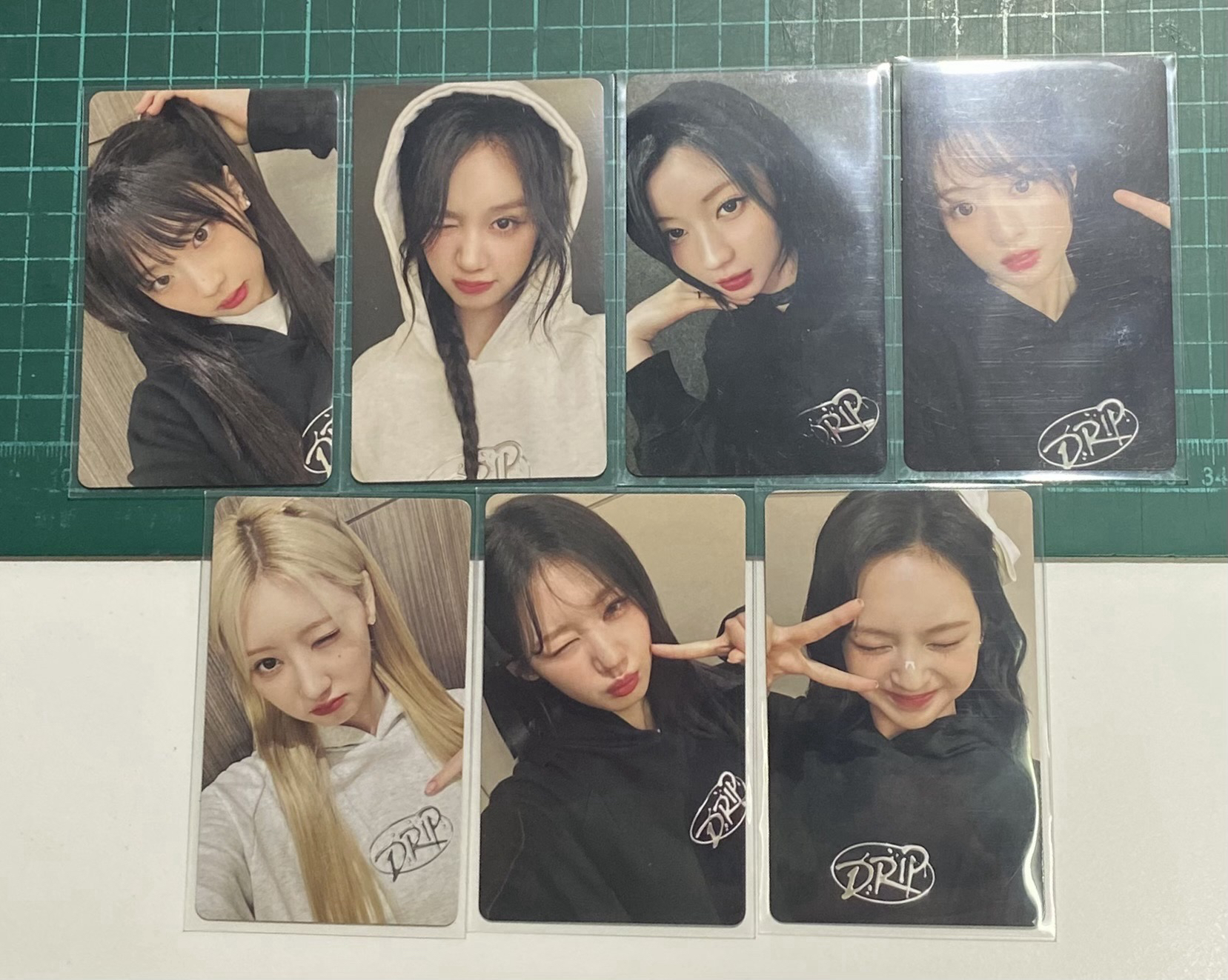 Babymonster 寶怪 Drip 冬季隨機卡包 一套