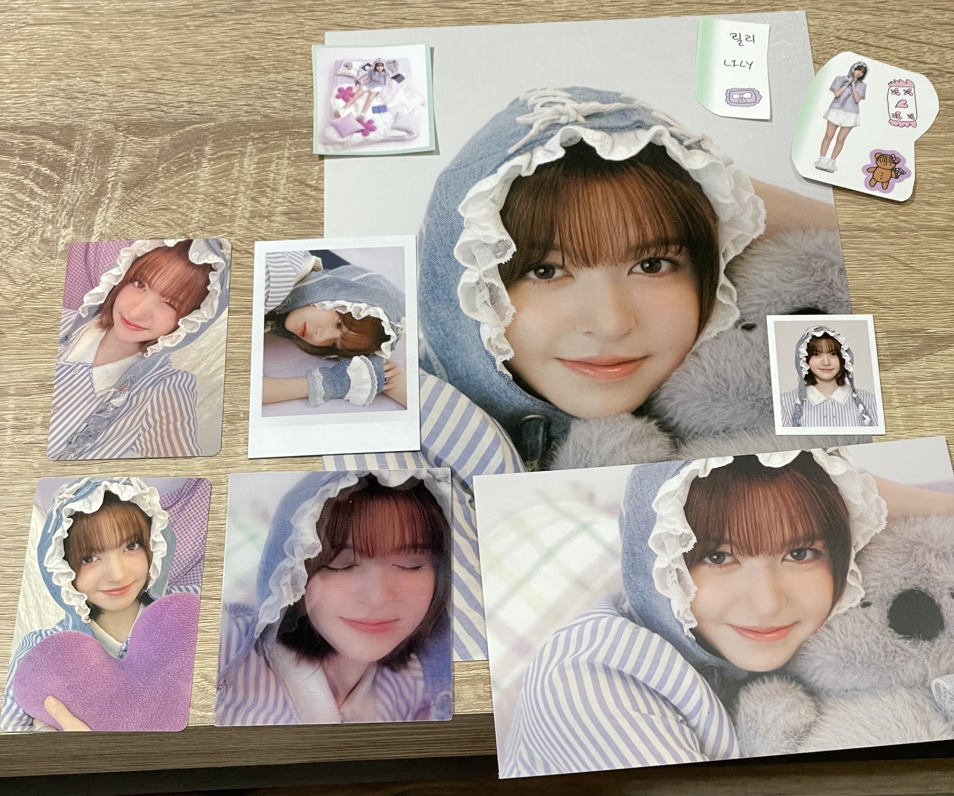 26年曆 莉set+wm特典（眨眼）