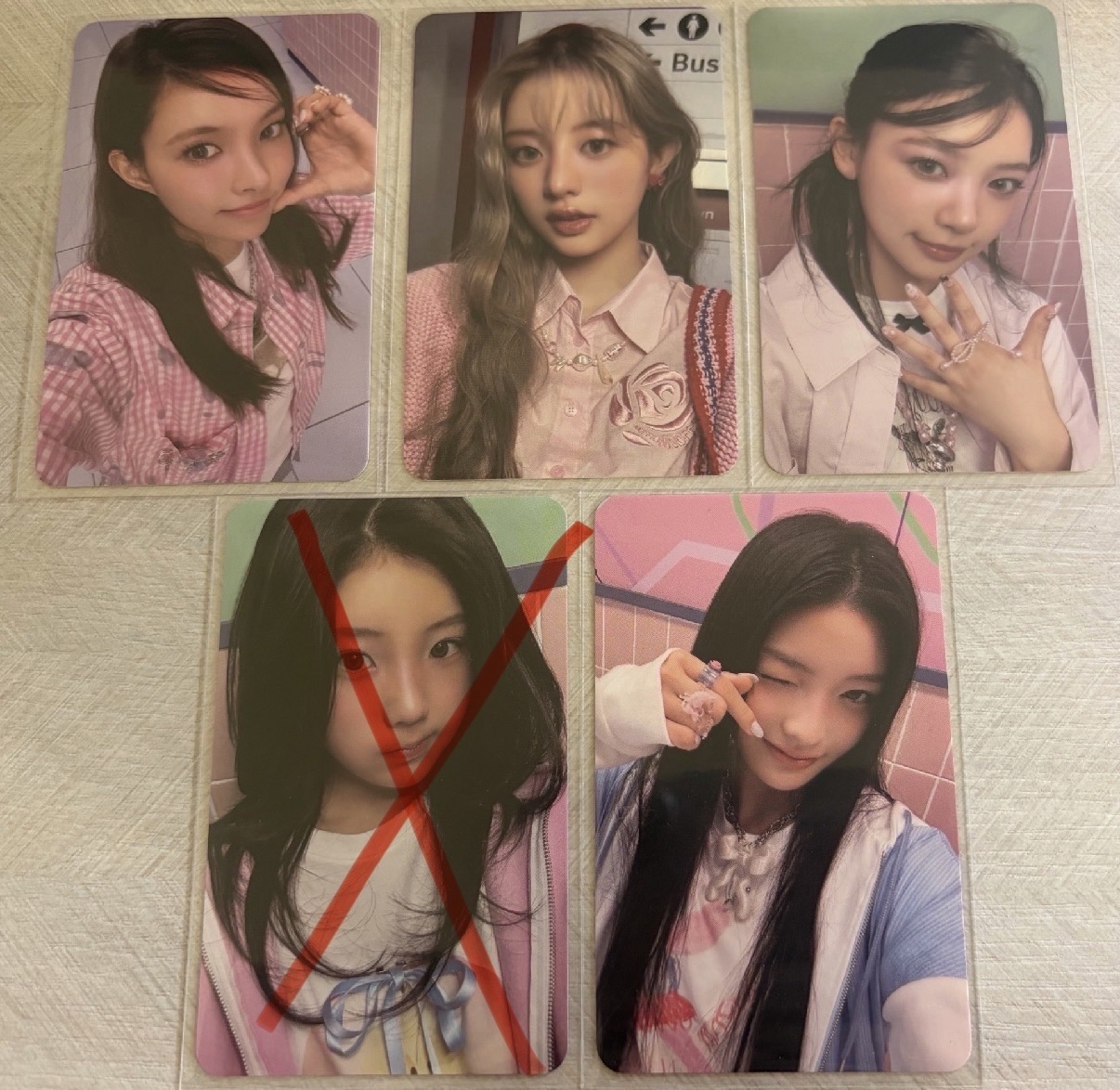 Illit 迷你二 電子專固配 玧我 敏珠 萌花 沅禧 彩羽