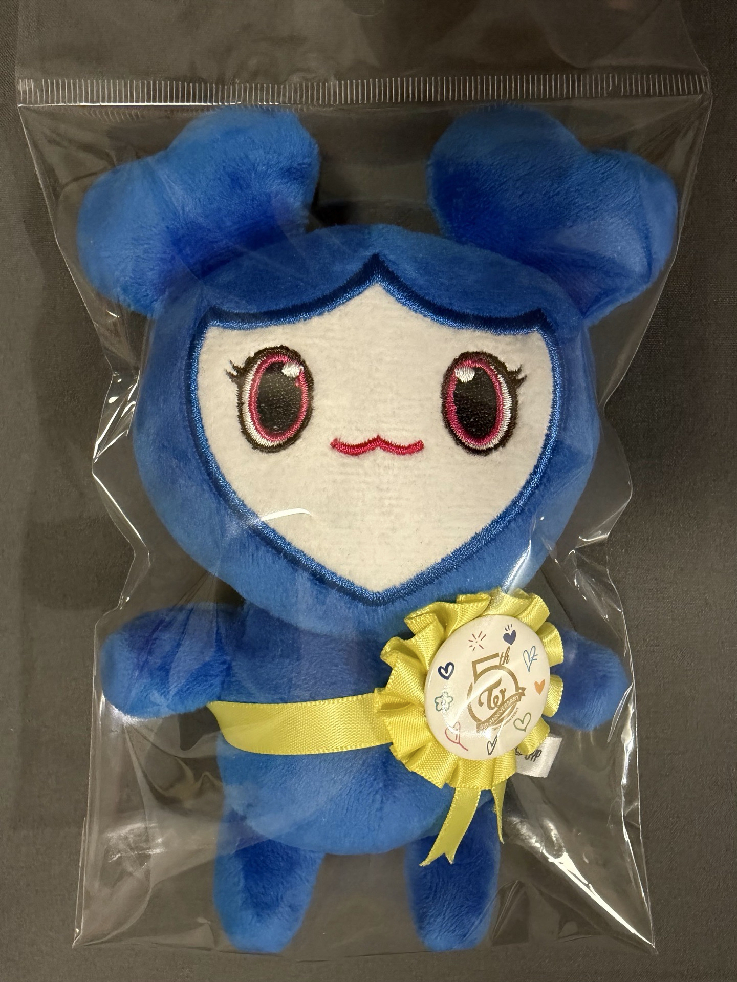 子瑜 Celebrate 五週年周邊 徽章娃